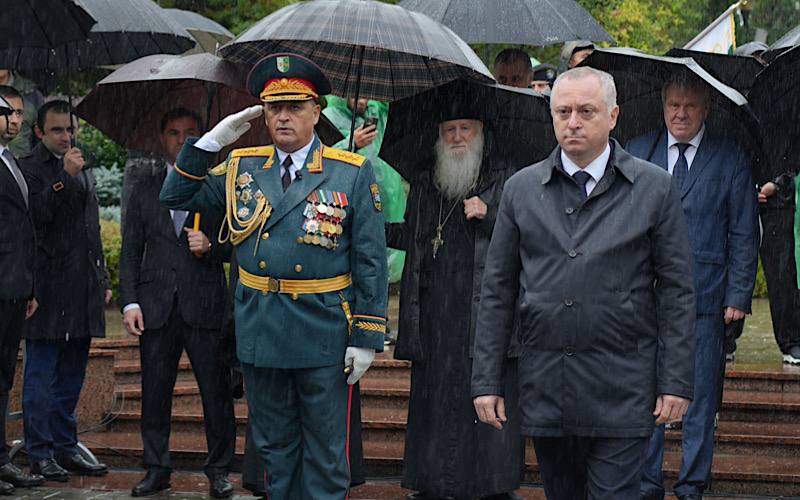 Праздник со слезами на глазах. И с любовью в сердце 