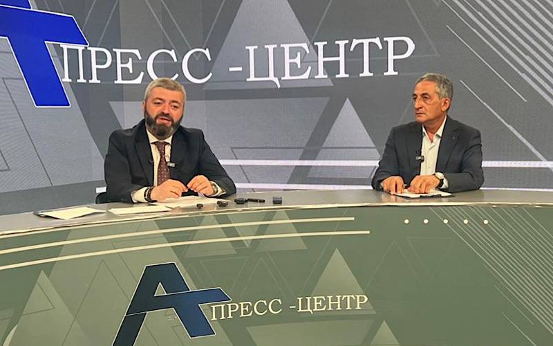 Пресс-конференция министра туризма Абхазии Астамура Логуа