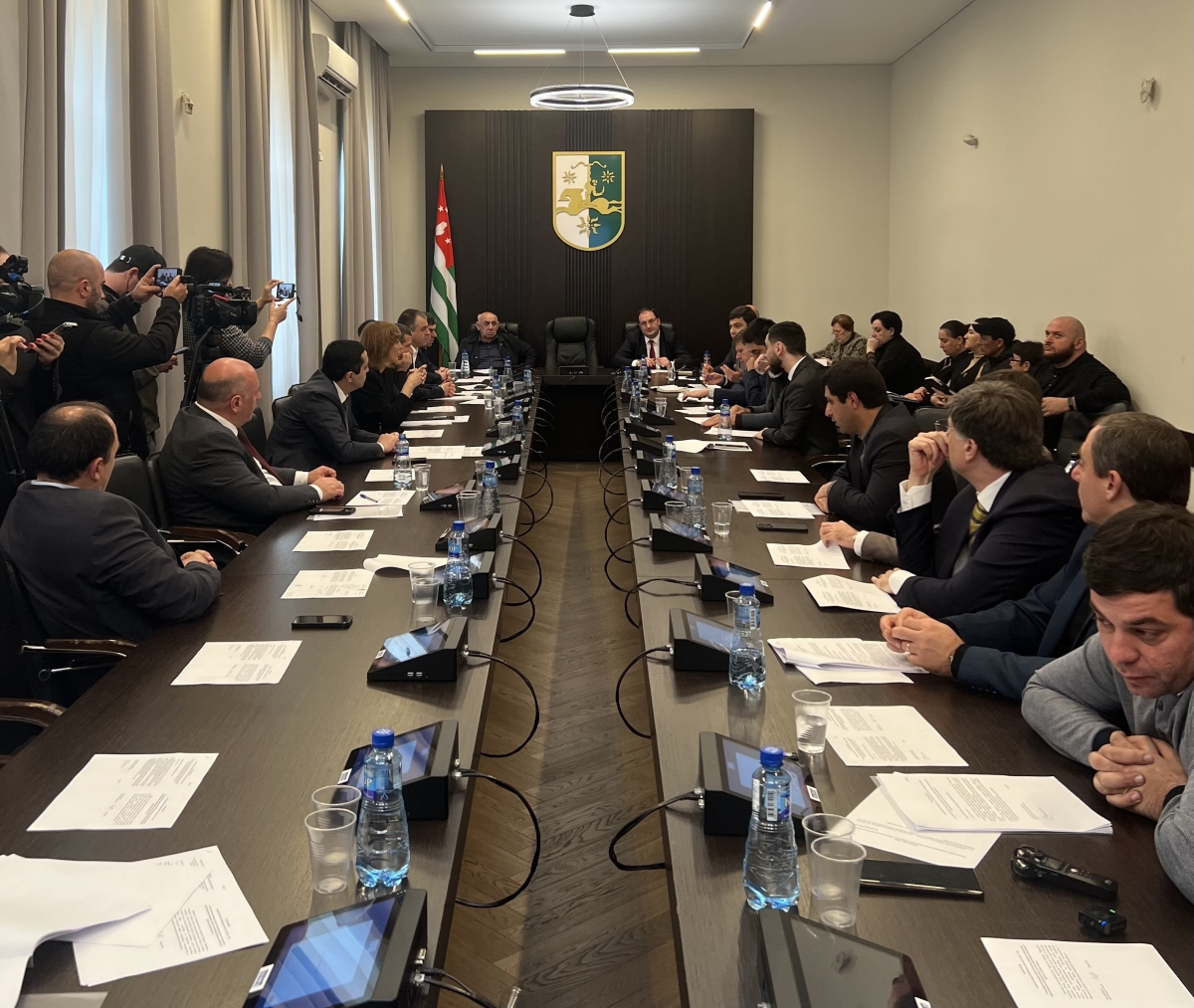 Даут Хутаба: «Мы должны идти в ногу со временем, но не за счет населения»