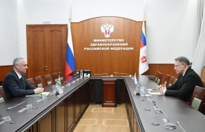 Бадра Гунба договорился с главой Минздрава РФ Михаилом Мурашко о помощи Абхазии в профилактическом осмотре детей