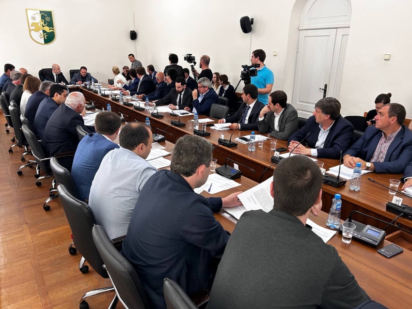 Обращение Парламента к гражданам, политическим партиям и общественным организациям Абхазия