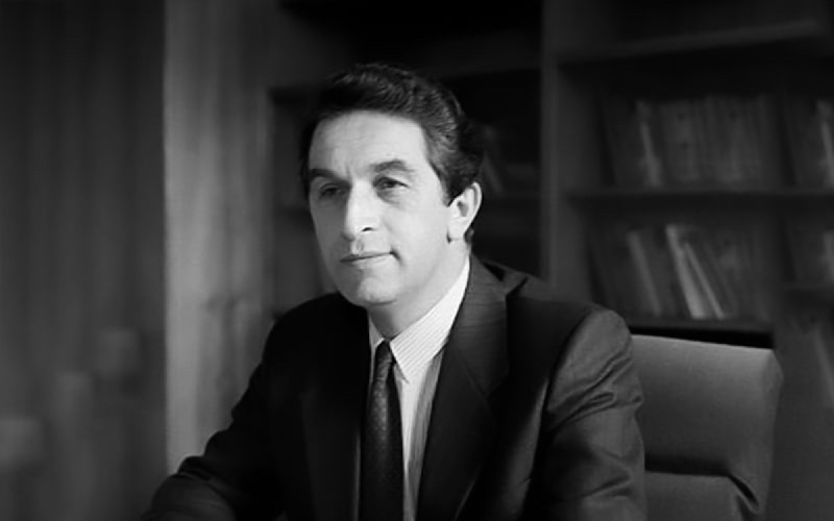 Он ощущал себя орлом.  Орлом и был. На вечере памяти Владислава Ардзинба