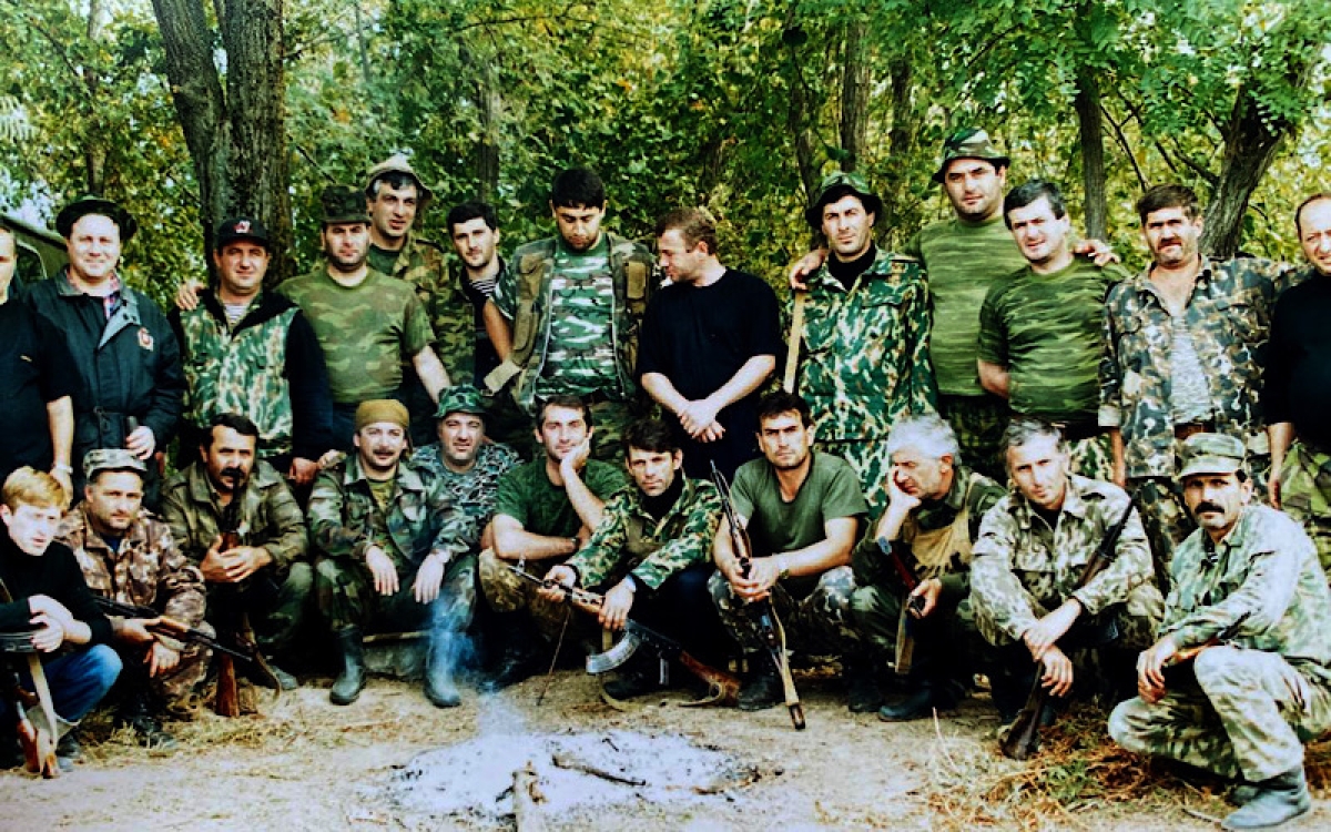 Герои в милицейских погонах