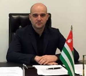 Аслан Бжания поздравил руководство и личный состав Государственной службы охраны Республики Абх