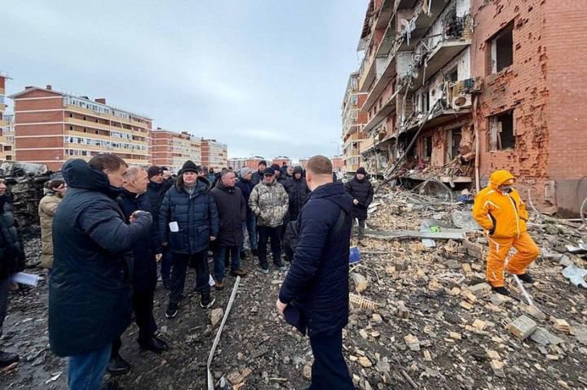 13 человек пострадали