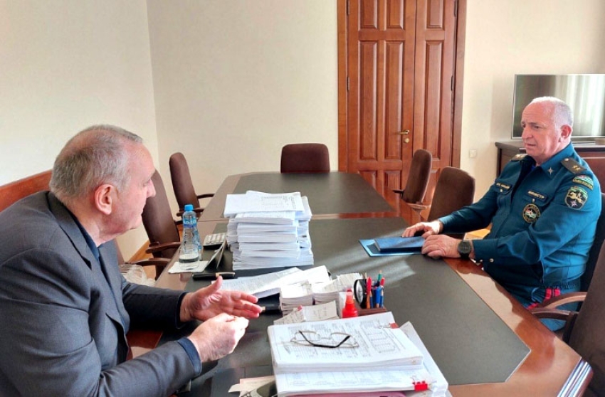 РУКОВОДИТЕЛЬ МЧС ОТЧИТАЛСЯ О ПРОДЕЛАННОЙ РАБОТЕ ЗА ДЕВЯТЬ МЕСЯЦЕВ