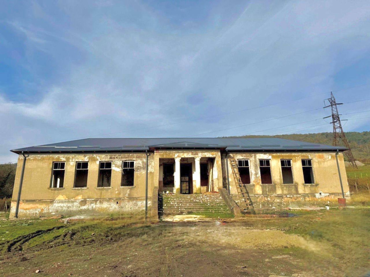 Завершен ремонт кровли бывшего здания Администрации села Баслата